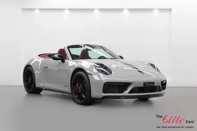 Porsche 911 Carrera 4 Gts