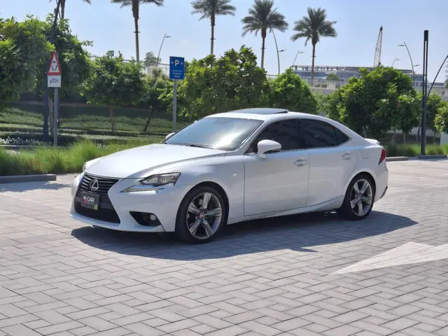 Lexus Is350