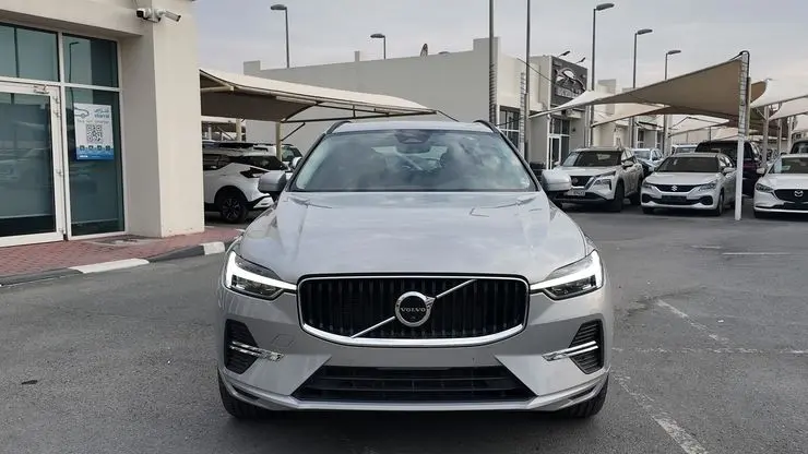 Volvo XC60 2023 — photo 1