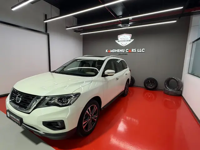 Nissan Pathfinder SV