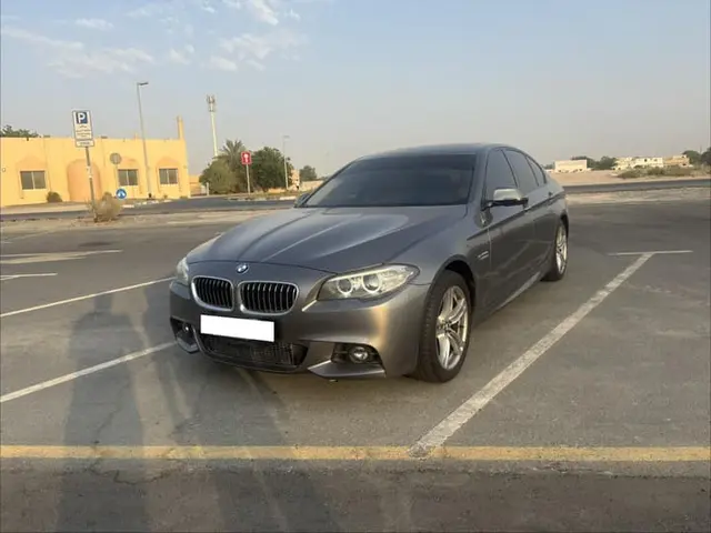 BMW 520I EXECUTIVE in Dubai