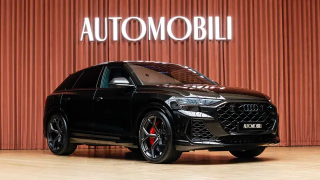 Audi RSQ8