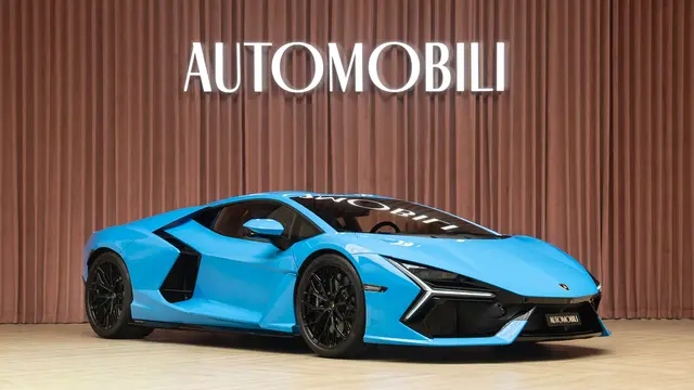 Lamborghini Revuelto