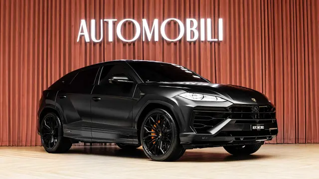 Lamborghini URUS SE