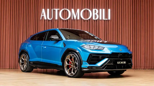 Lamborghini URUS