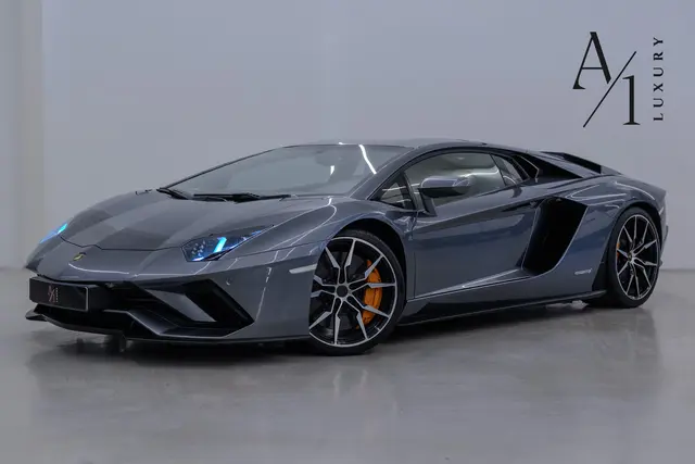 Lamborghini Aventador