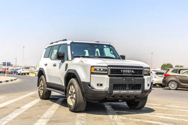Toyota Prado adventure 2.4L white