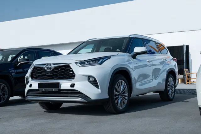 Toyota Highlander 2.5 Hybrid 4WD 7