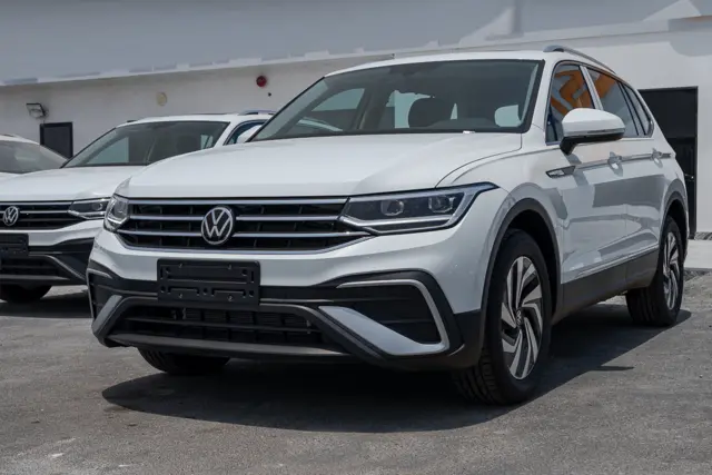 Volkswagen Tiguan 300 TSI 1.5L