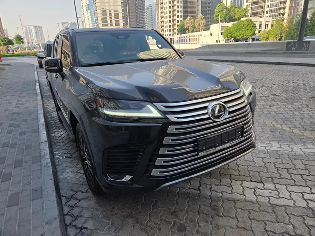 Lexus LX 700h black hybrid 4dr