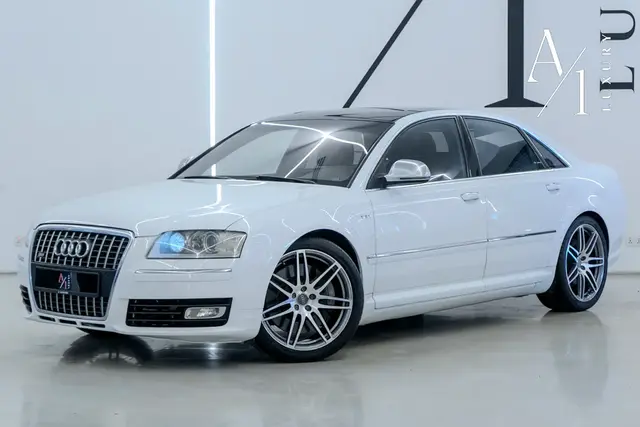 Audi S8