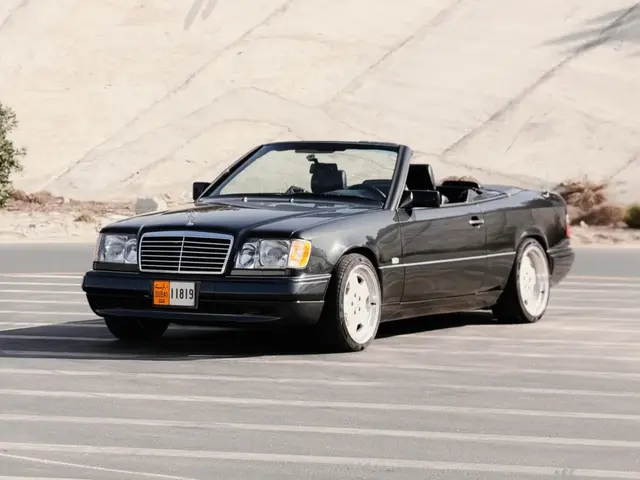 Mercedes-Benz E320 Convertible