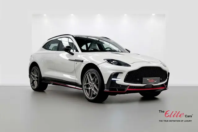 Aston Martin DBX S