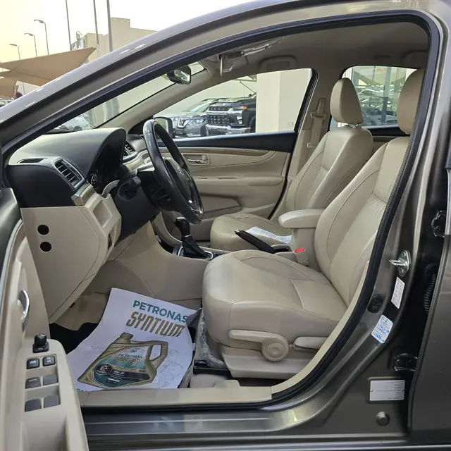 Suzuki CIAZ 1.5L GLX