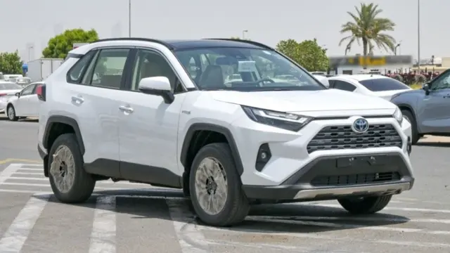 Toyota RAV4 XLE Hybrid 2.5L