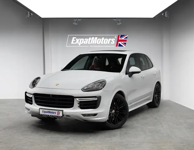 Porsche Cayenne GTS