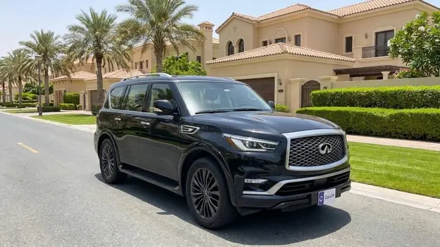 Infiniti QX80 LUXE in Dubai