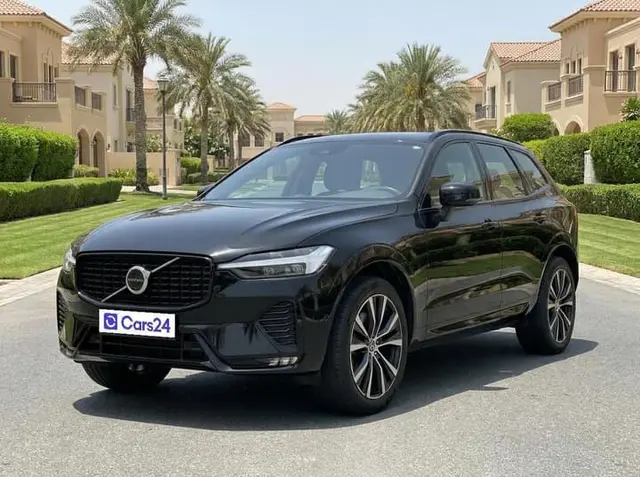 Volvo XC60 B5 ULTIMATE DARK in
