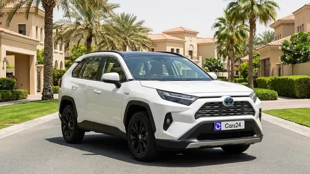 Toyota RAV4 VXR HEV in Dubai