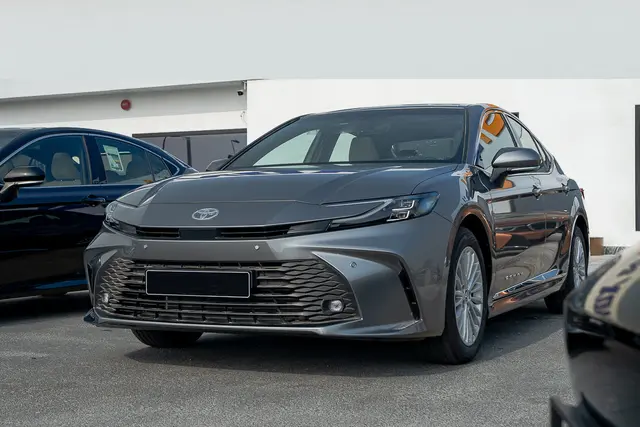 Toyota Camry LE 2.5L
