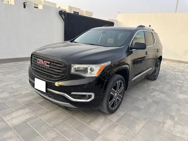 GMC Acadia DENALI in Dubai