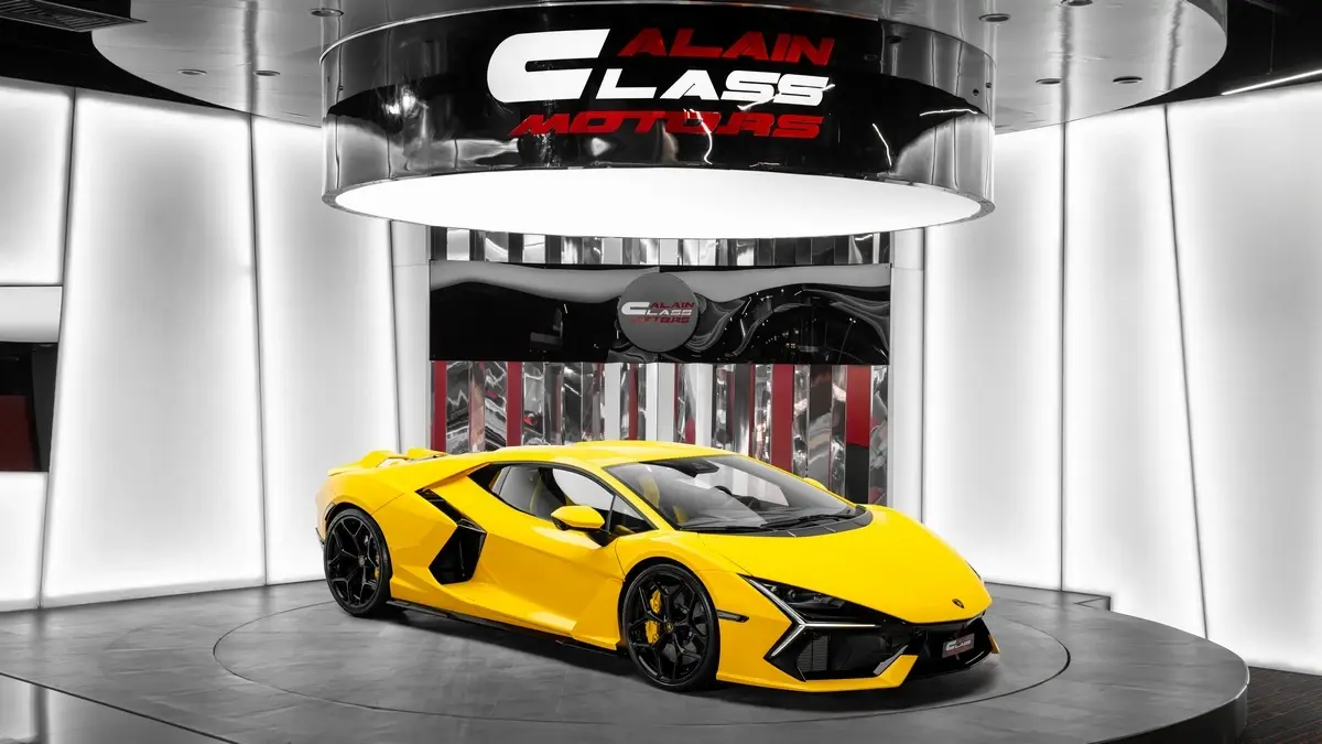 Lamborghini Revuelto 2024 — photo 1