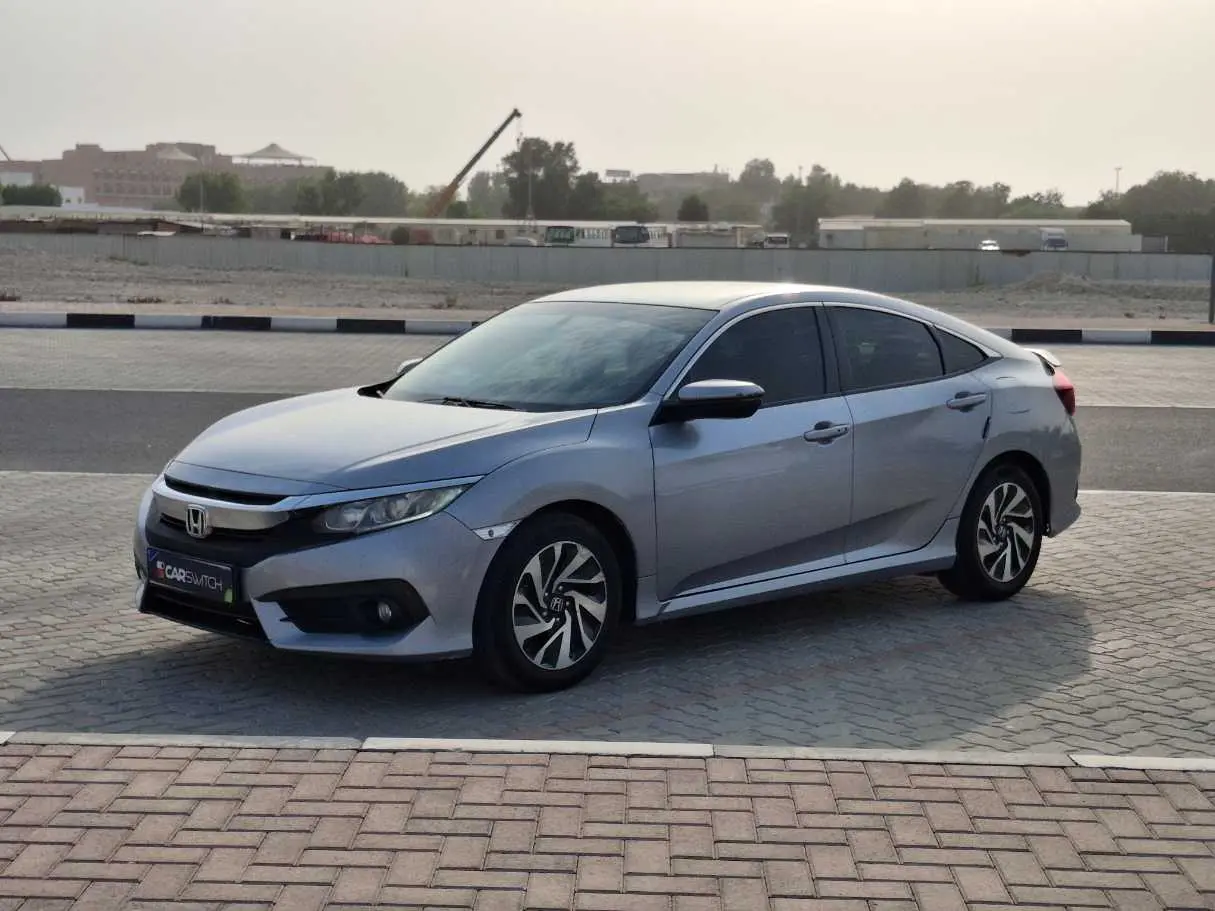Honda Civic 2017 — photo 1