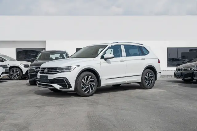 Volkswagen Tiguan 330 TSI 2WD R