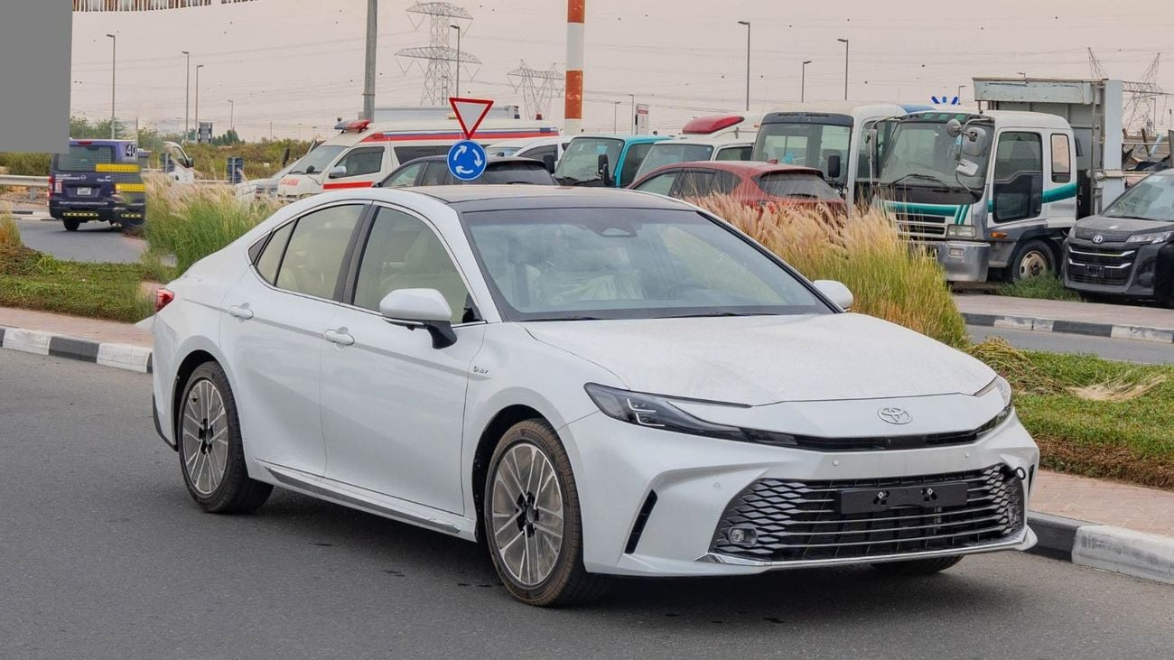 Toyota Camry Limited Full Option GCC 2025 — photo 1