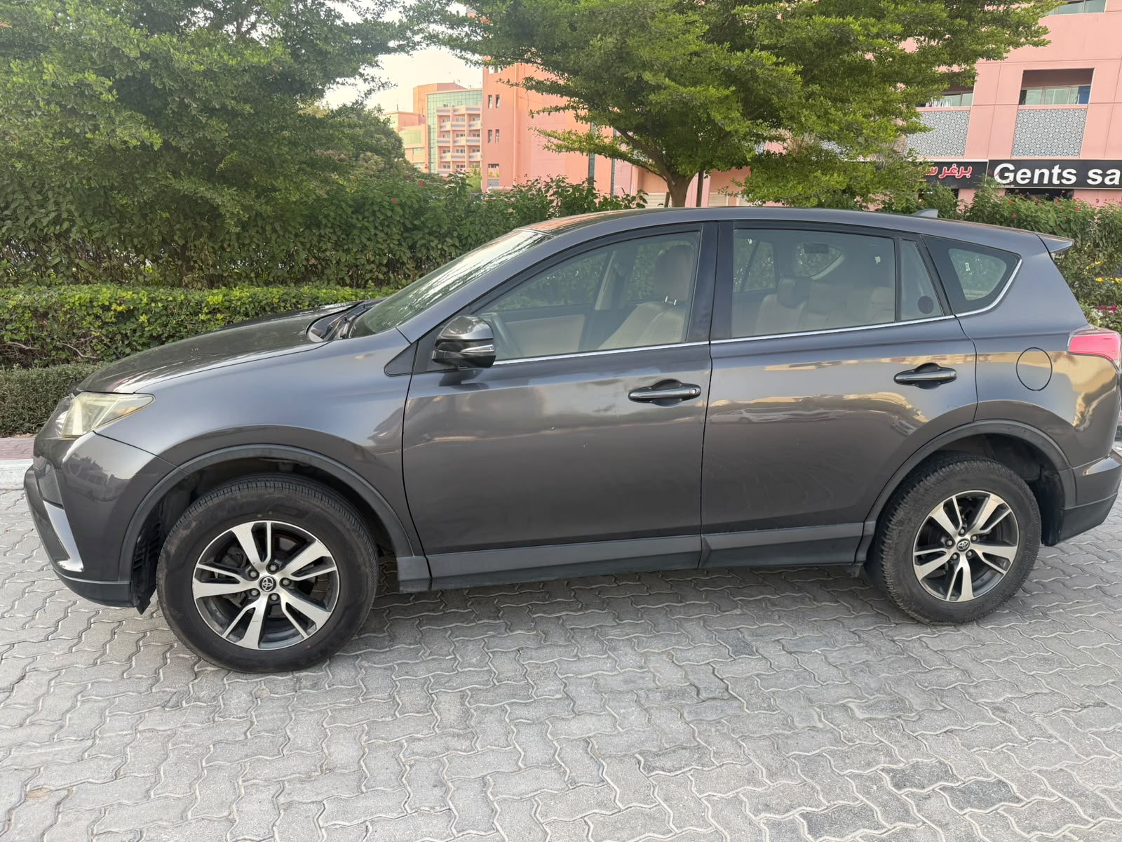 Toyota RAV4 EX in Dubai