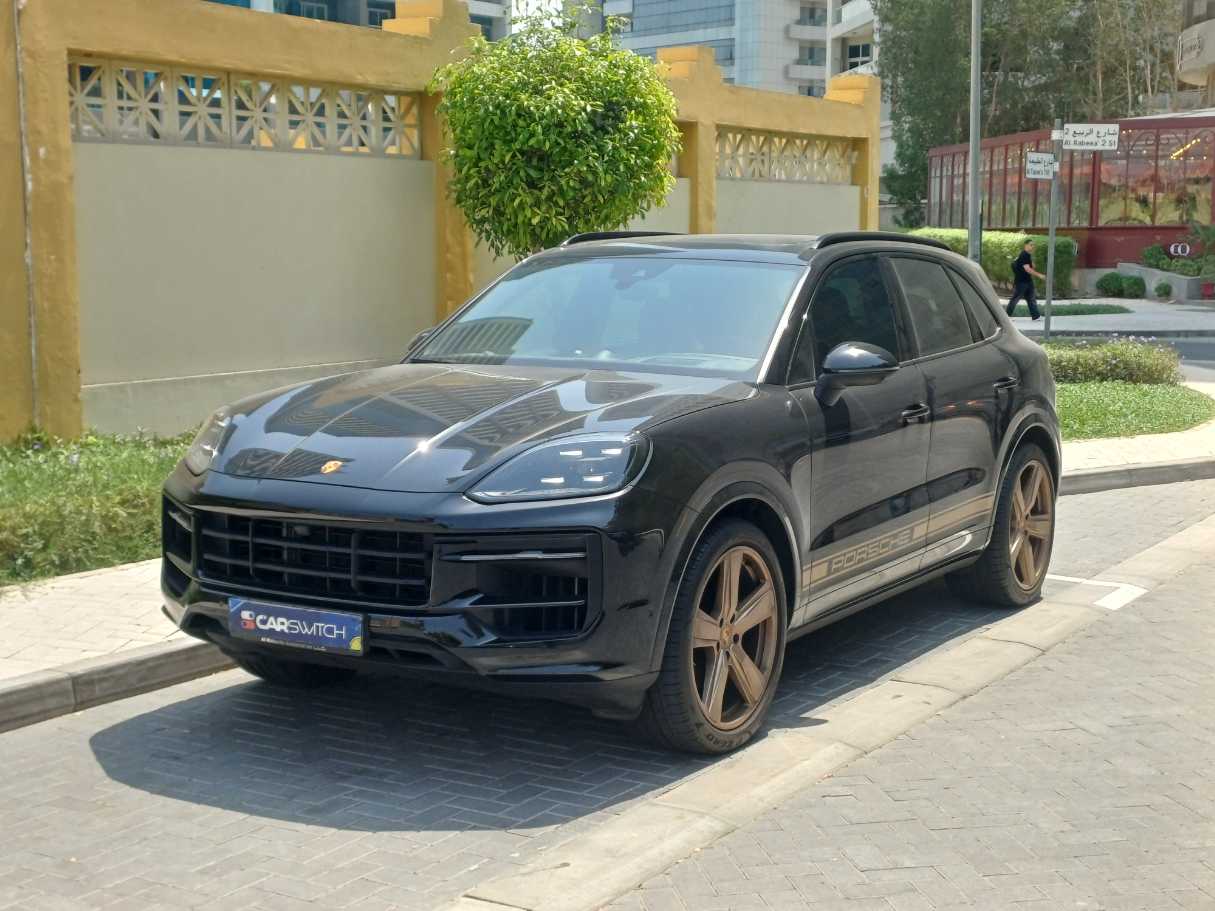 Porsche Cayenne 2024 — photo 1