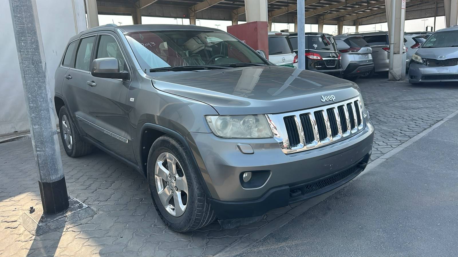Jeep Grand Cherokee Laredo