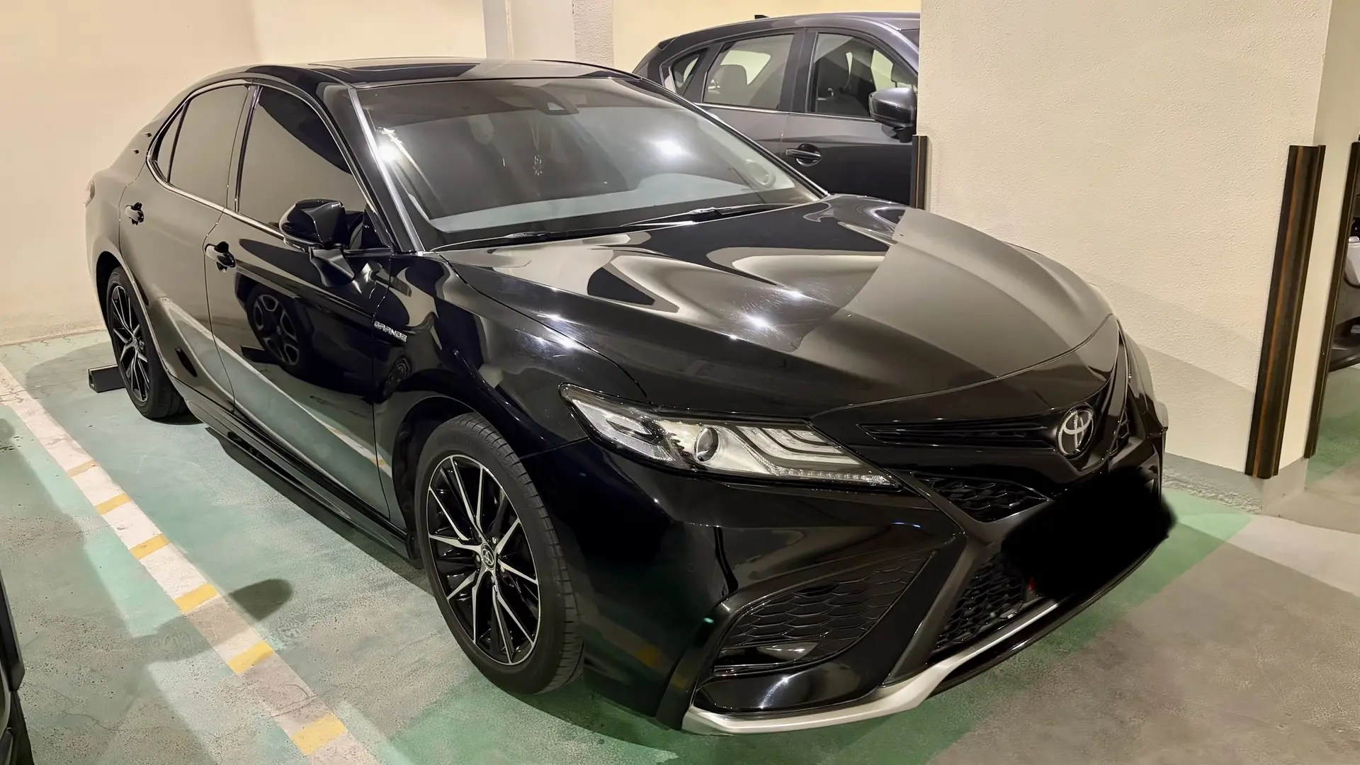Toyota Camry 2024 — photo 1