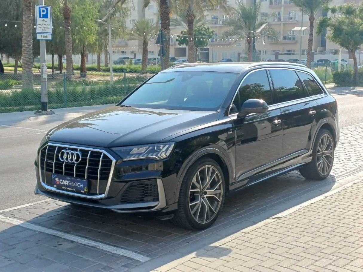 Audi Q7 2020 — photo 1