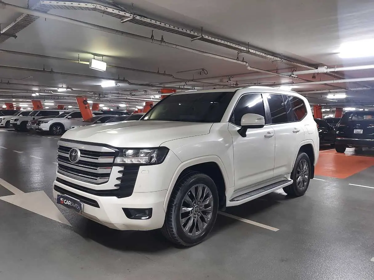 Toyota Land Cruiser 2024 — photo 1