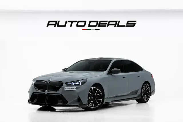 BMW M5 Sedan