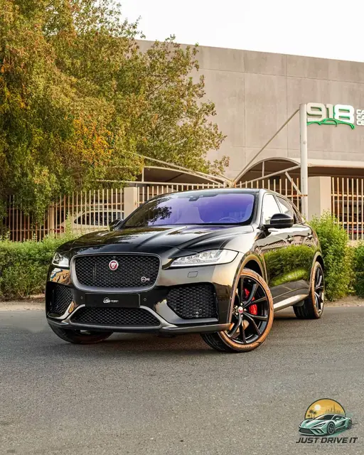 Jaguar F-pace