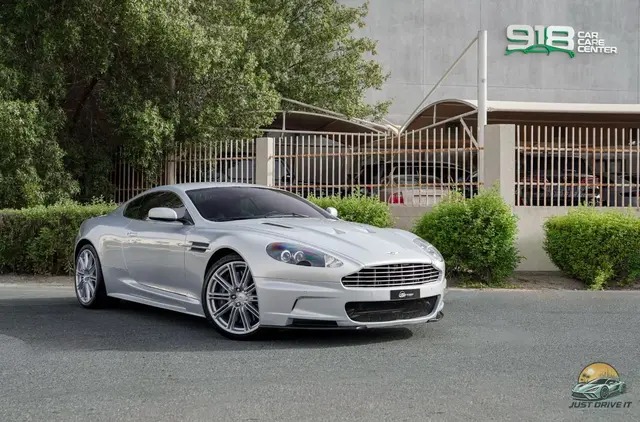Aston Martin DBS
