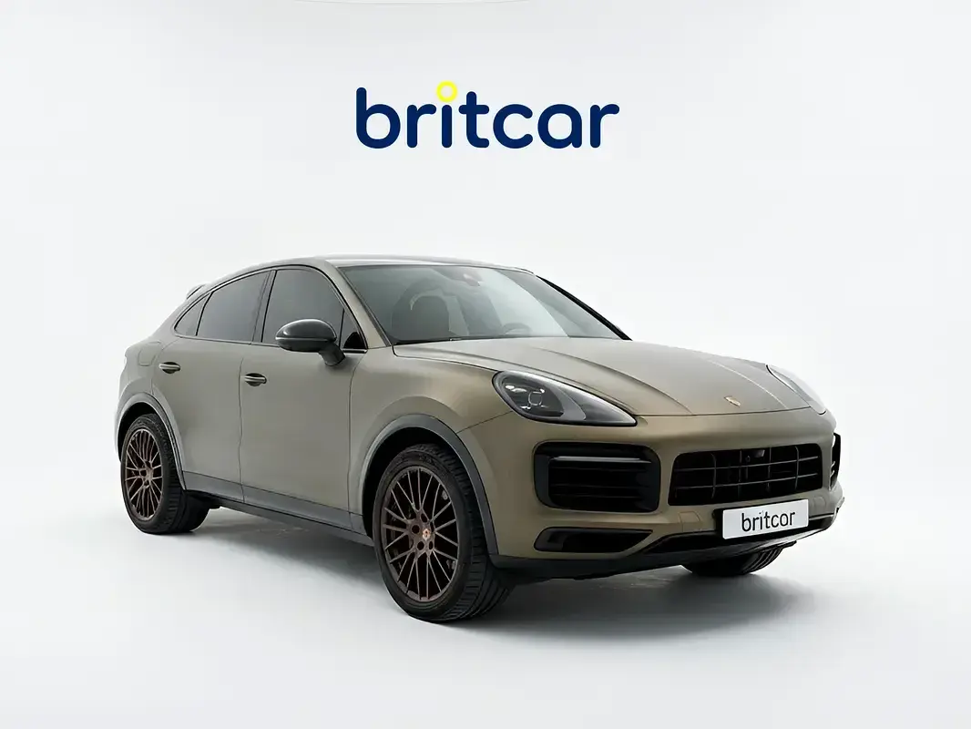 Porsche Cayenne 2022 — photo 1