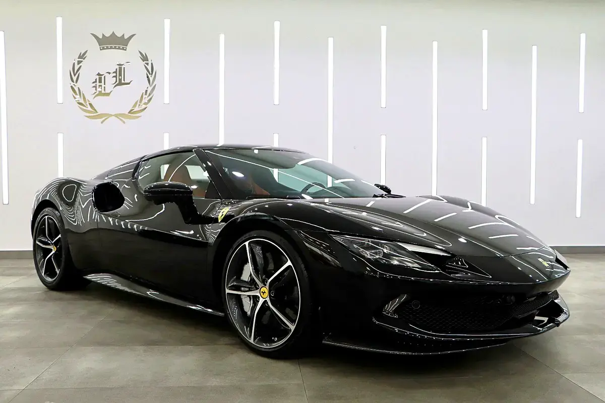 Ferrari 296 GTB 2023 — photo 1