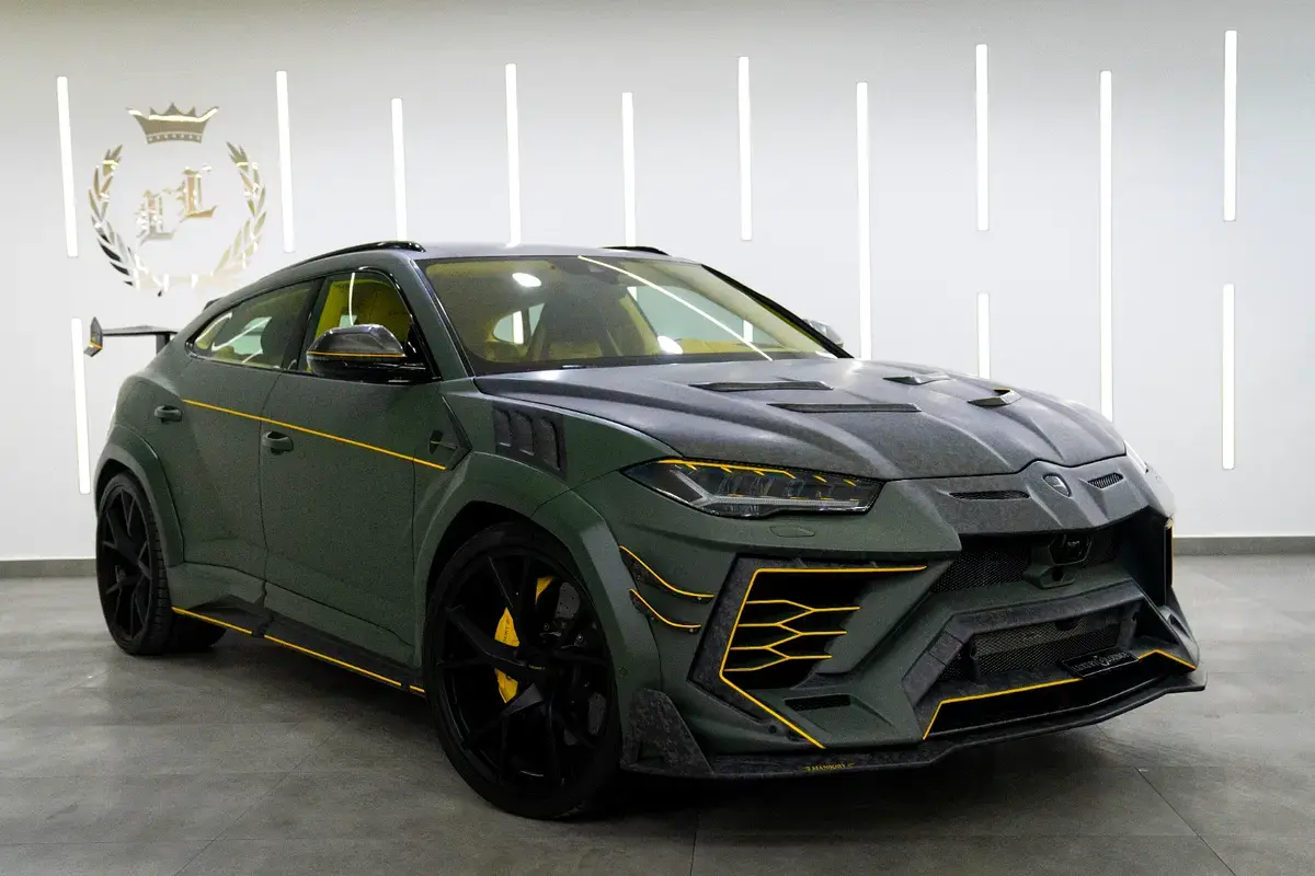 Lamborghini Urus 2021 — photo 1