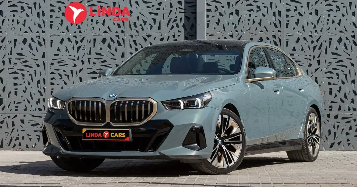 BMW 5 Series 2024 — photo 1