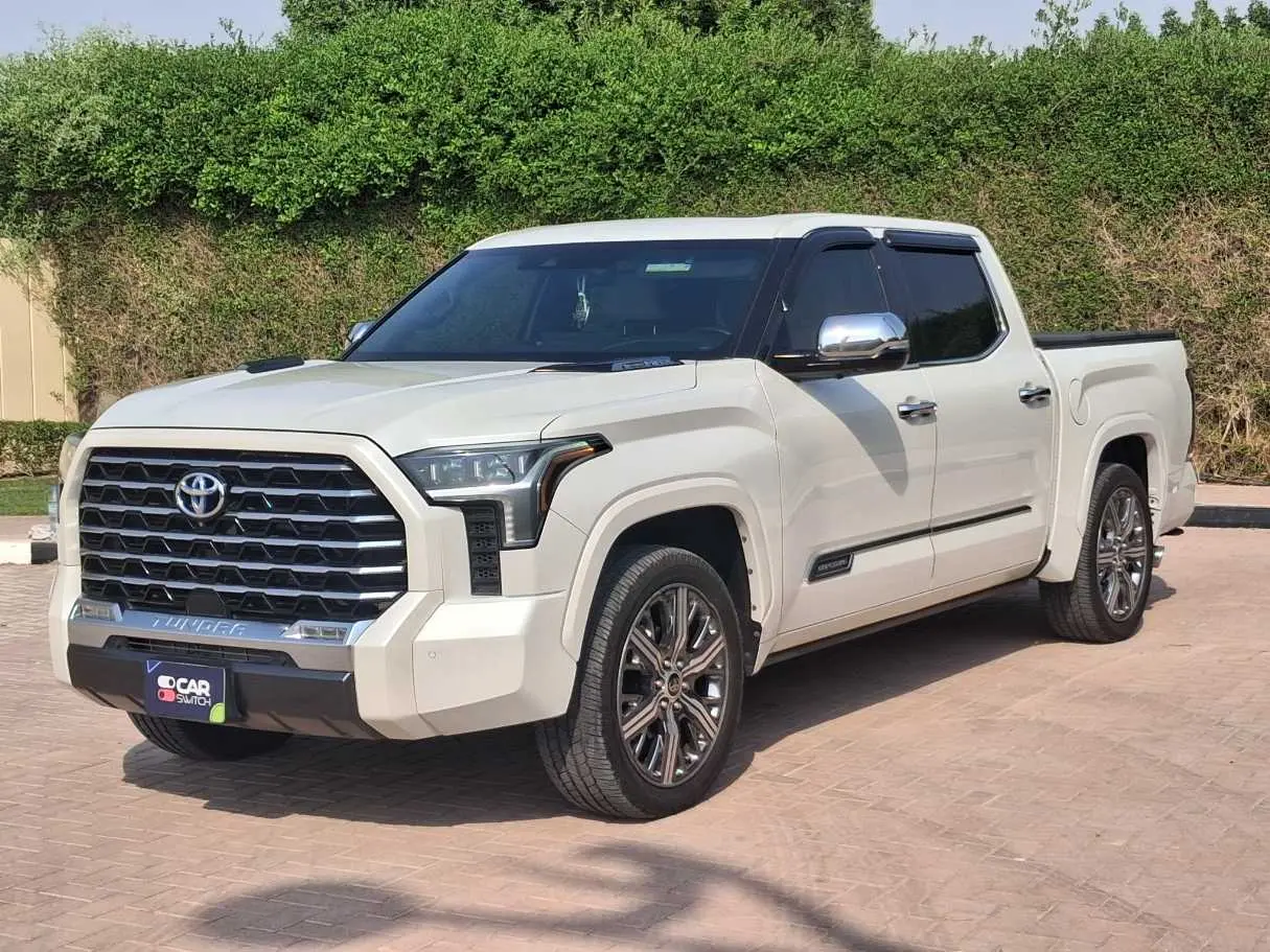 Toyota Tundra 2022 — photo 1