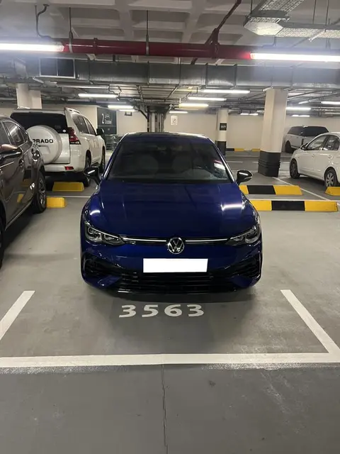 Volkswagen Golf R Premium