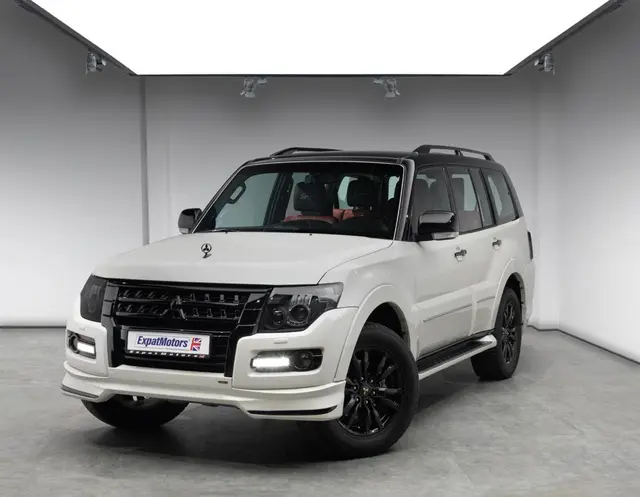 Mitsubishi Pajero Signature Edition LWB