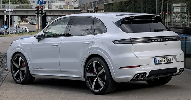 Porsche Cayenne GLS