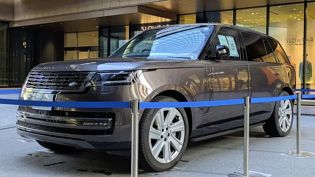 Land Rover Range Rover S-Line